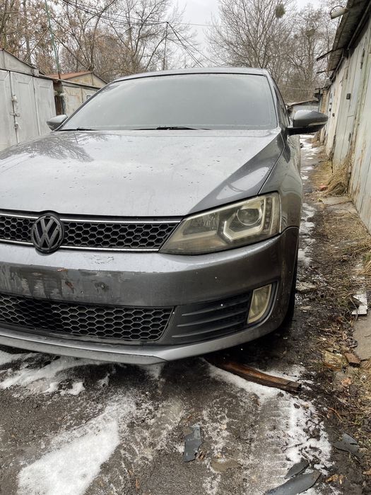 Разборка Jetta gla 2013 года 2.0 бензин