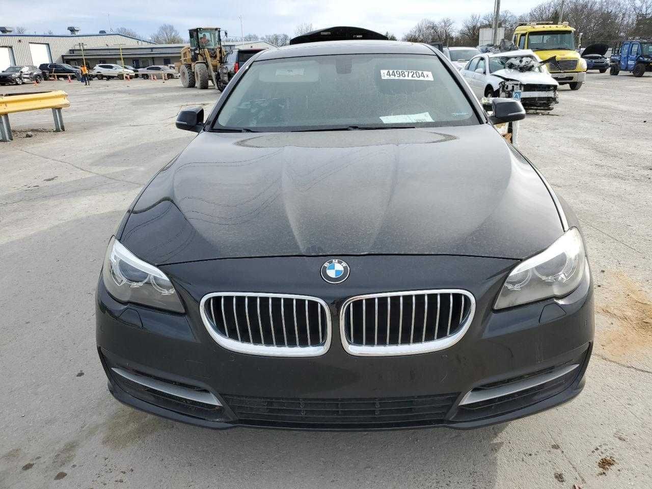 BMW  528 XI  2014