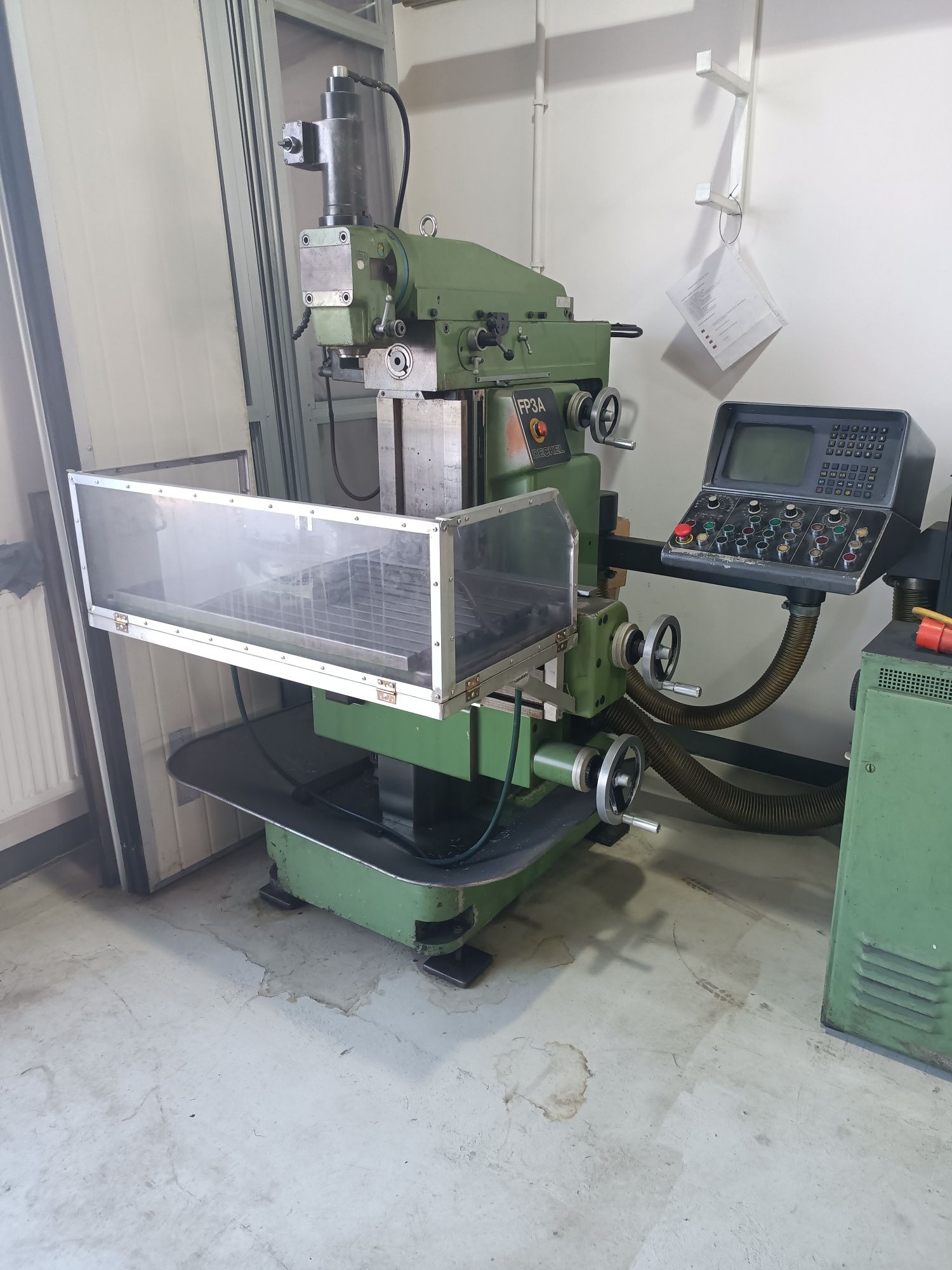 Frezarka marki DECKEL FP3A