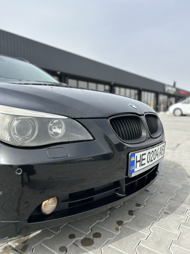 Продам BMW E61 520D