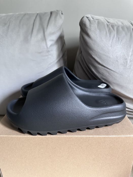 Damskie klapki Adidas yeezy slide 39 eu , 38 eu