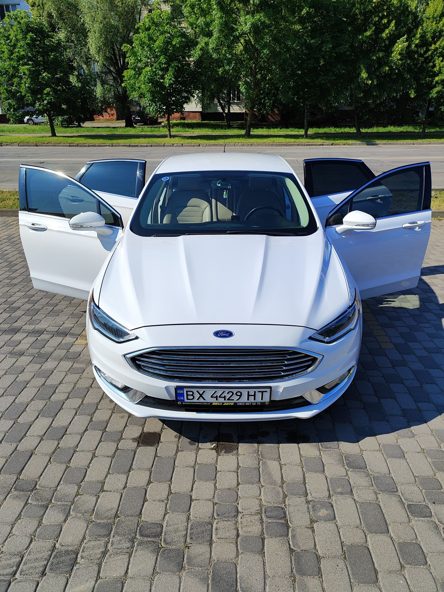 Ford Fusion (HEV)