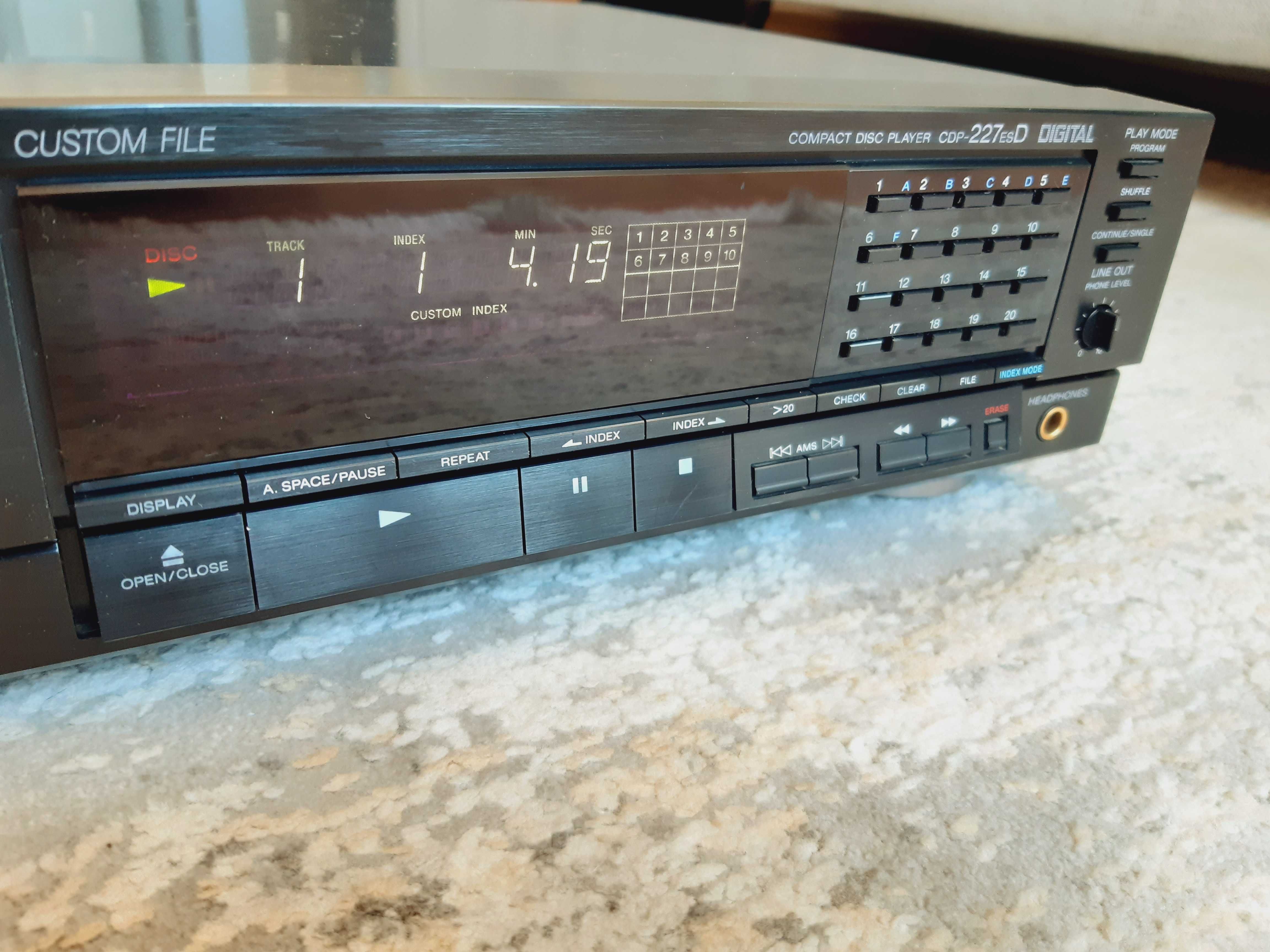CD Sony CDP-227ESD (TDA1541R x 2 )