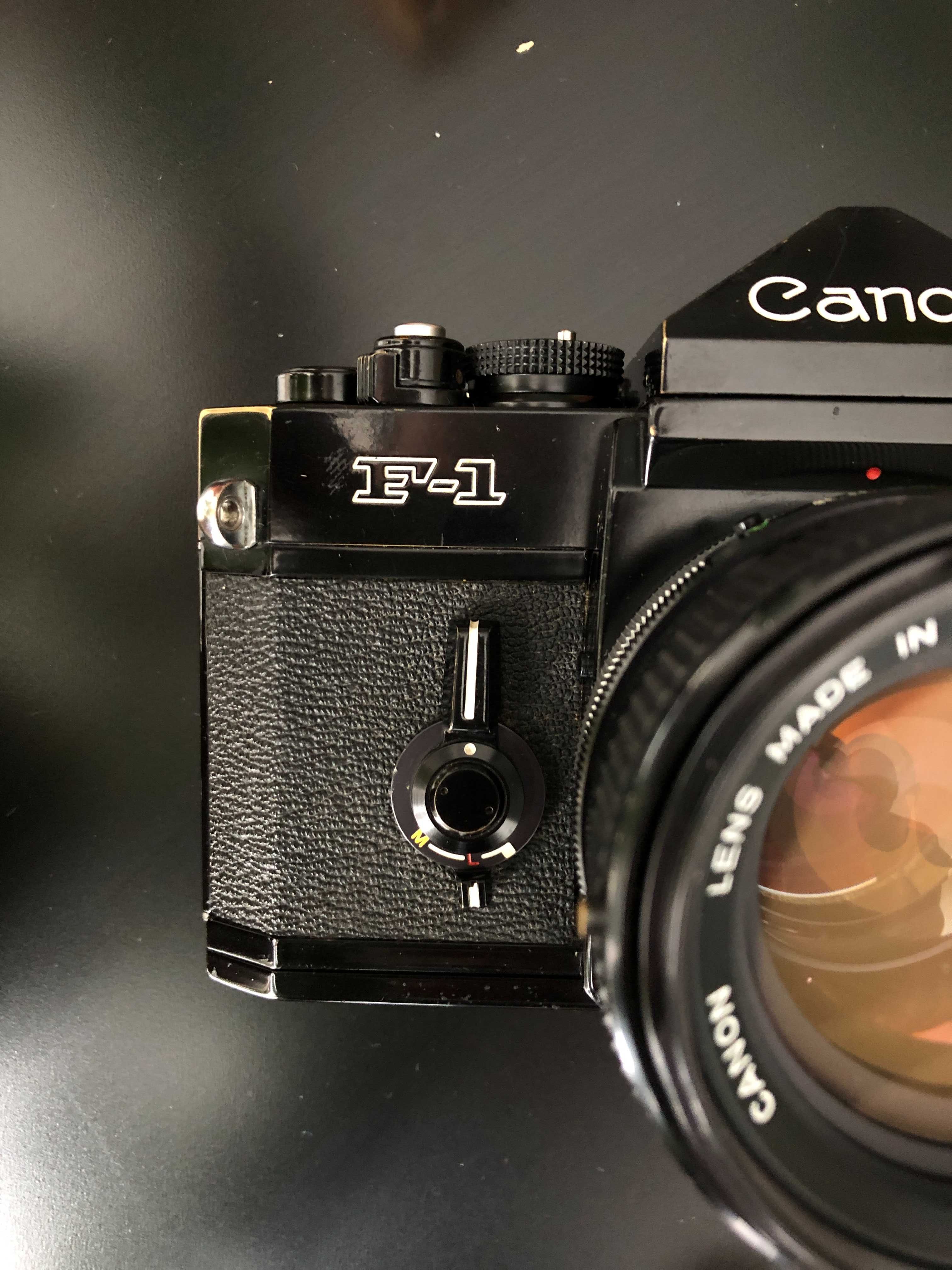 Фотокамера Canon F1 з Об'єктивом Canon FD 50mm f1.4 S.S.C