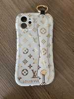 Obudowa louis vuitton iphone 12