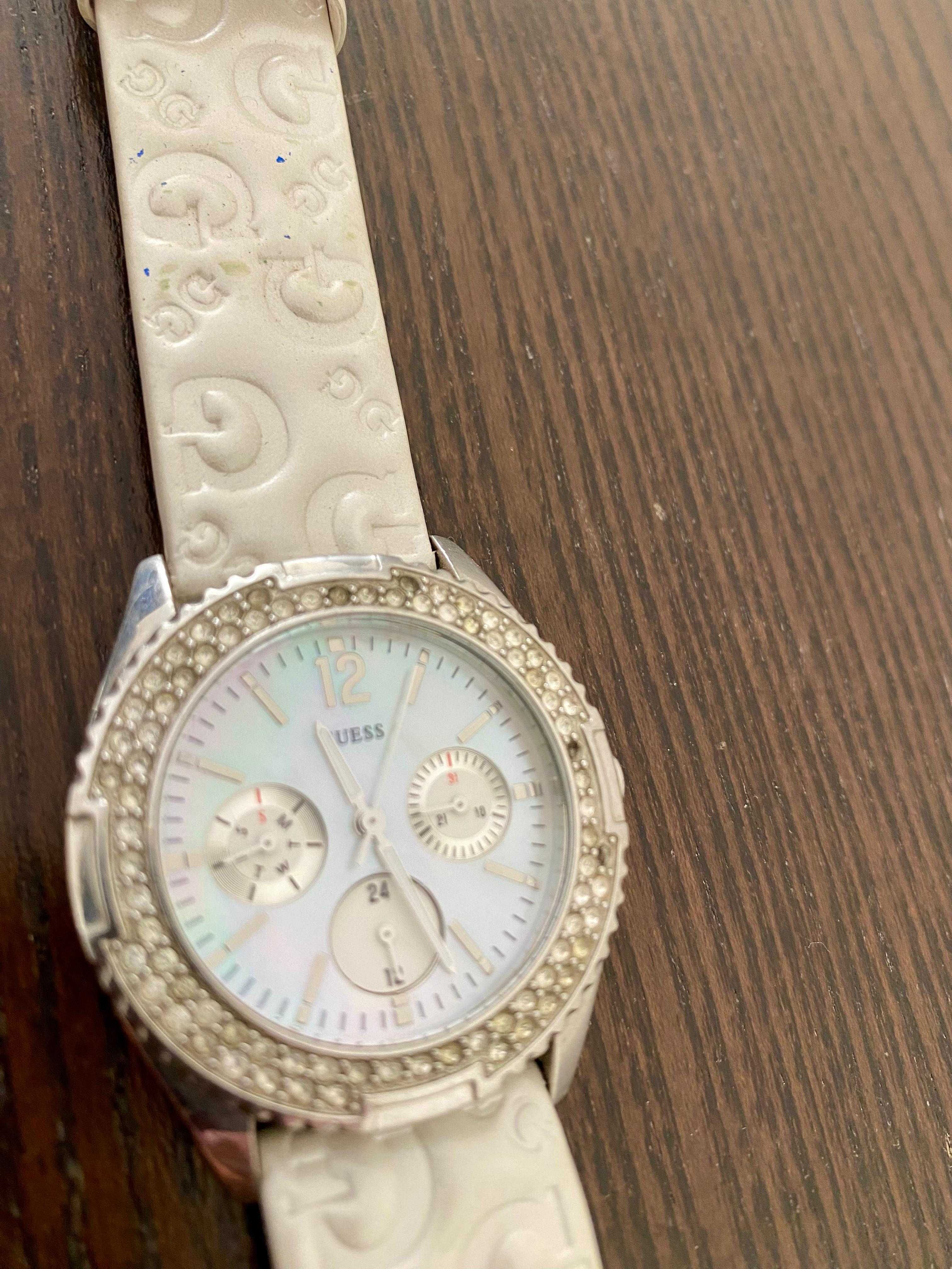 Relógio Guess Mulher Branco com Cristais Original