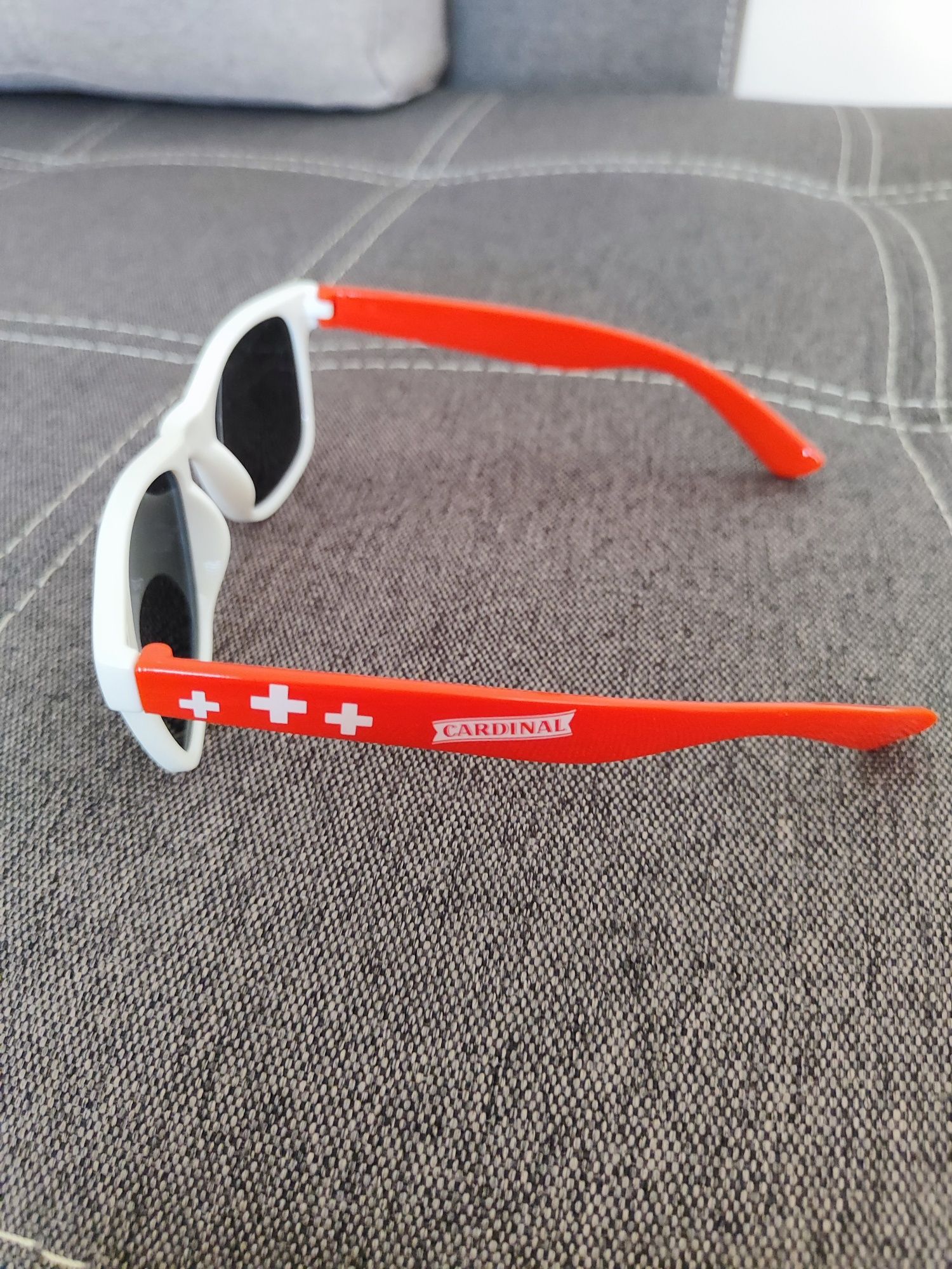Сонцезахисні окуляри + подарунок білі