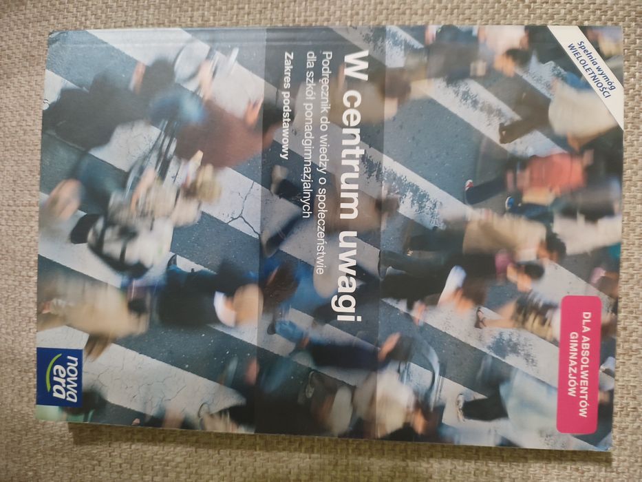 Podręcznik do WOS dla szkół ponadgimnazjalnych "W centrum uwagi"