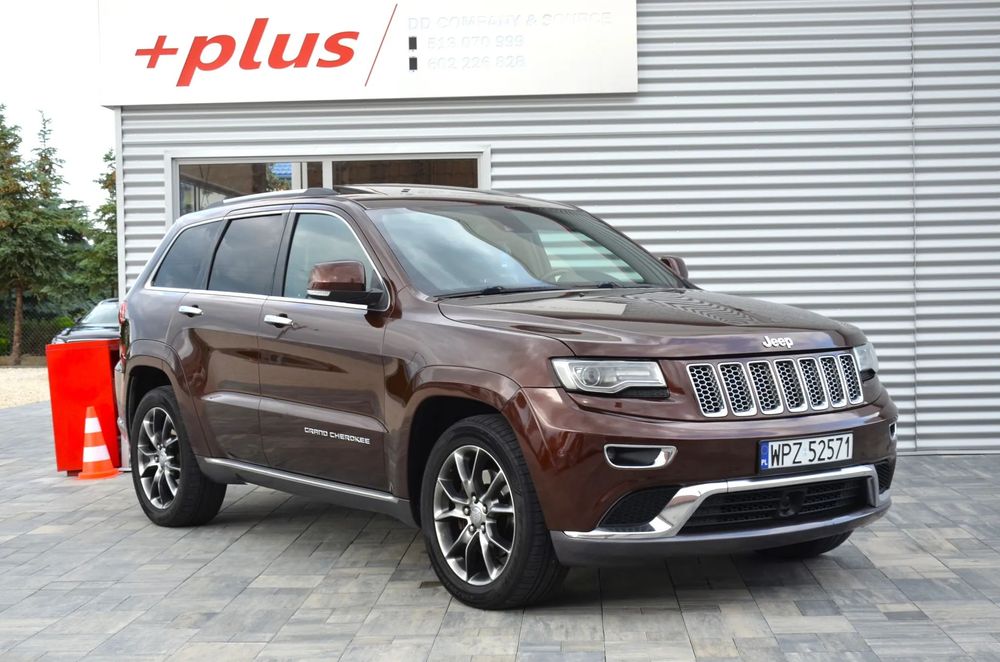 Jeep Grand Cherokee Jeep Grand Cherokee Summit 3.0 CRD 250 KM • 2013 • Bogate wyposażenie