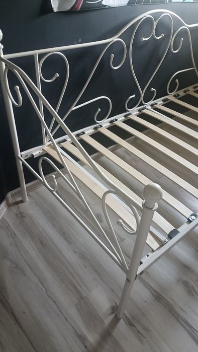 Łóżko metalowe białe młodzieżowe 90x200