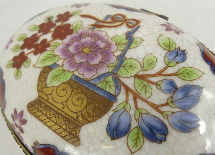 Piękna porcelanowa SZKATUŁKA PUZDERKO kwiat