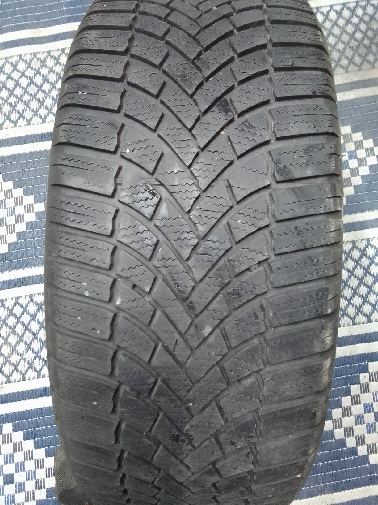 Opona zimowa 235/45r18 BRIDGESTONE 2020r 6mm