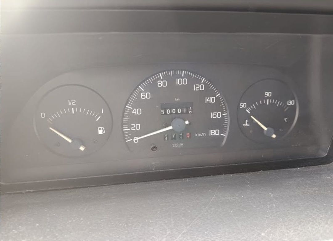 Fiat Ducato 2.5D 1995 – Robusta e Fiável, Pronta para Trabalhar!