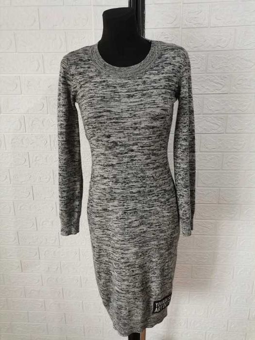 sukienka szara sportowa elastyczna jesień zima rozmiar M sh