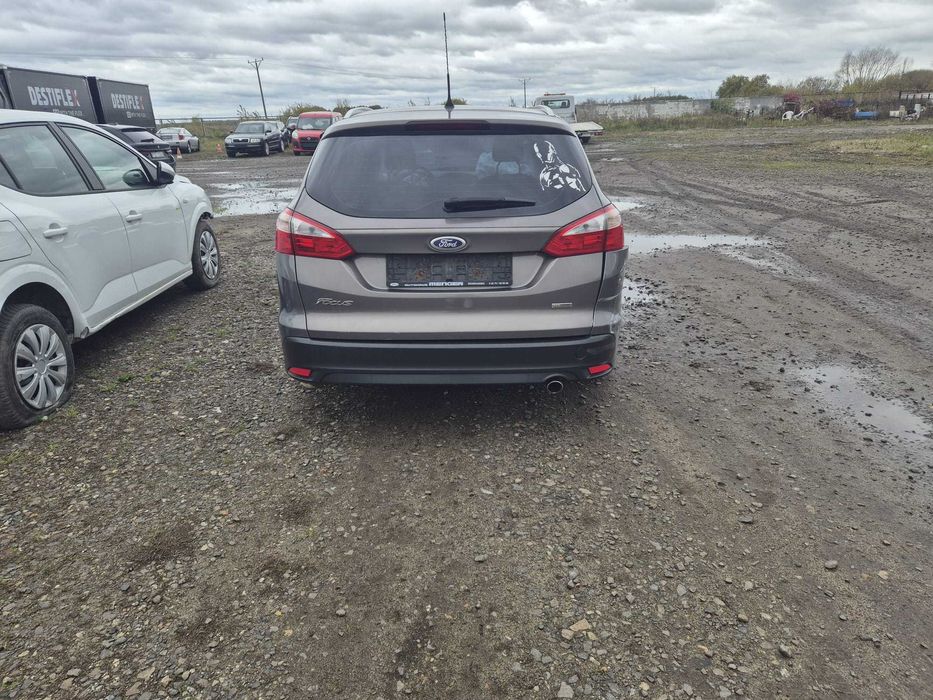 Ford Focus 1.6 Ecoboost 150KM Uszkodzony z Niemiec