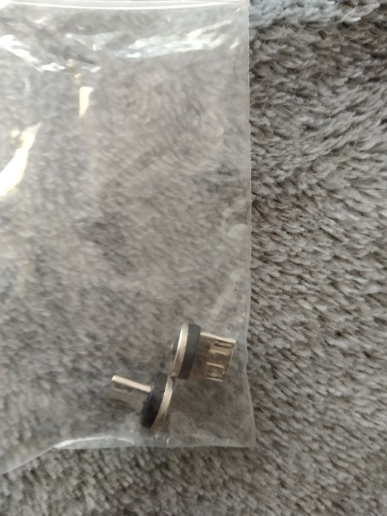 Kabel USB magnetyczna koncowka