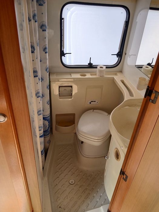 Kamper ford transit 2004r