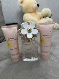 Духи Marc Jacobs Daisy