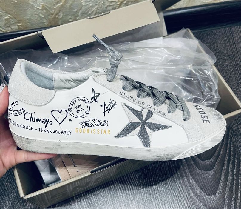 naturalne tenisówki Golden Goose