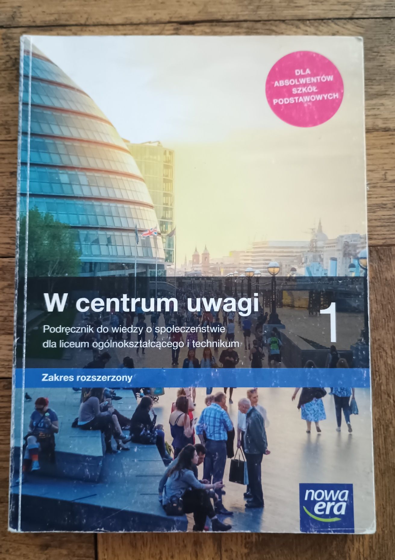 Podręcznik do wiedzy o społeczeństwie W centrum uwagi 1