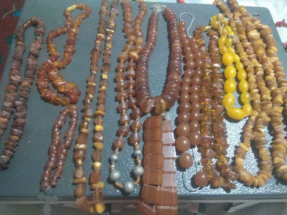 Коралове янтарне намисто