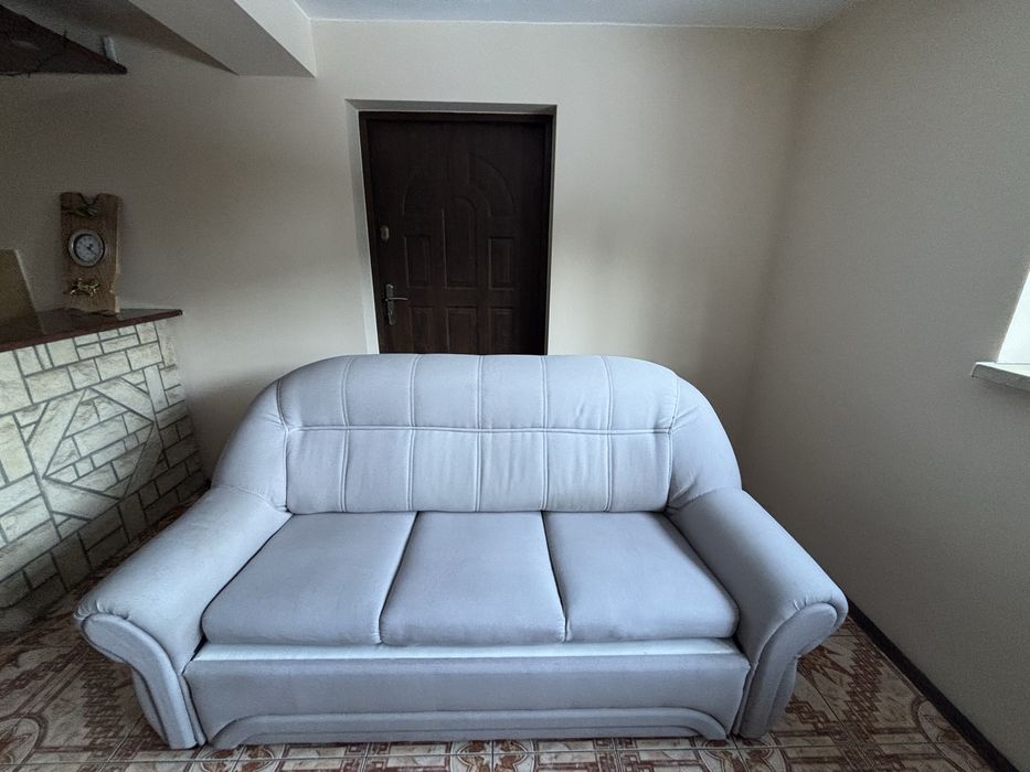 Rozkładana Popielata Sofa, Stan: Dobry