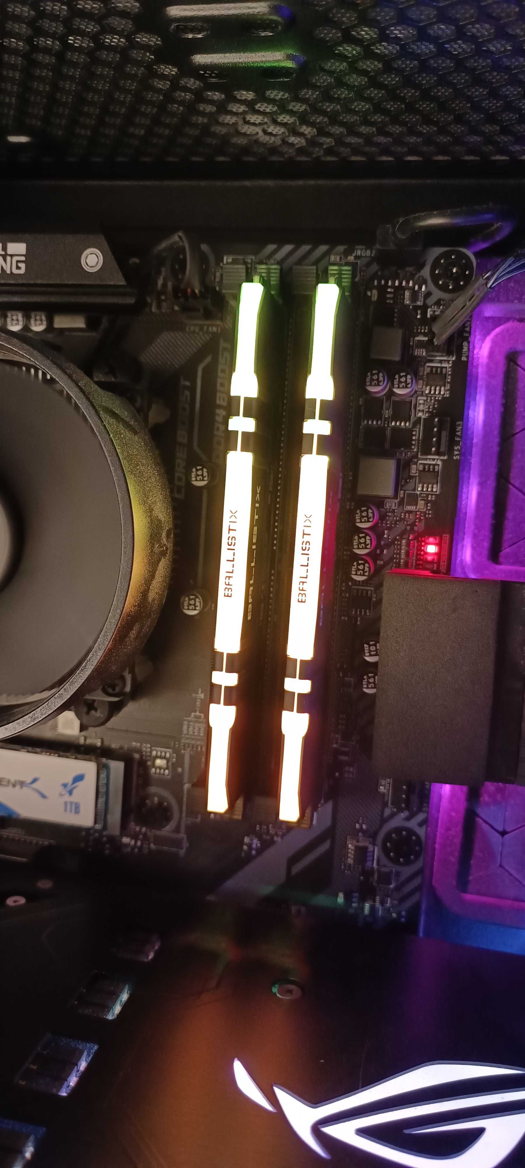 Memorias ram 16GB - 2x8Gb Crucial Ballistix RGB ddr4 3600mhz CL16