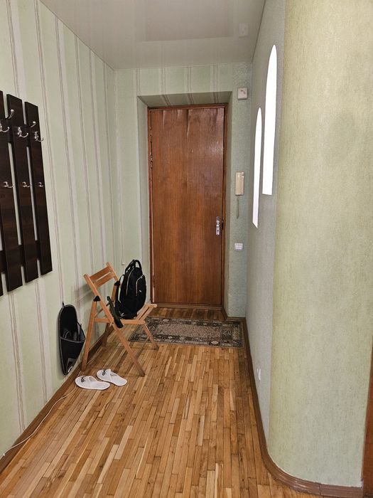 Продаж  2-3 кімнатна квартира вул.Алмазова,14 82м метро Печерська