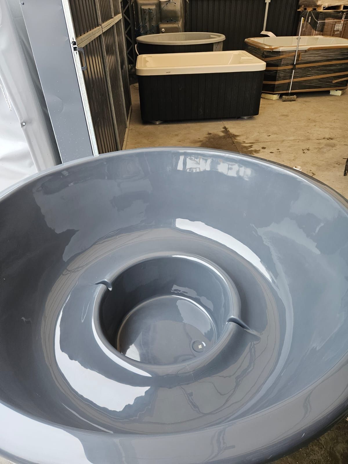 Balia ogrodowa hot tub wanna jacuzzi basen spa sauna
