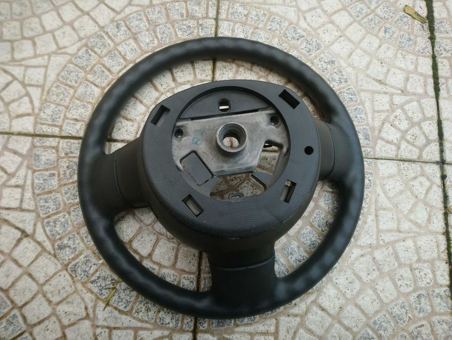 Nissan micra k12 volante