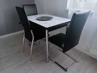 Stół rozkładany z 3 krzeslami