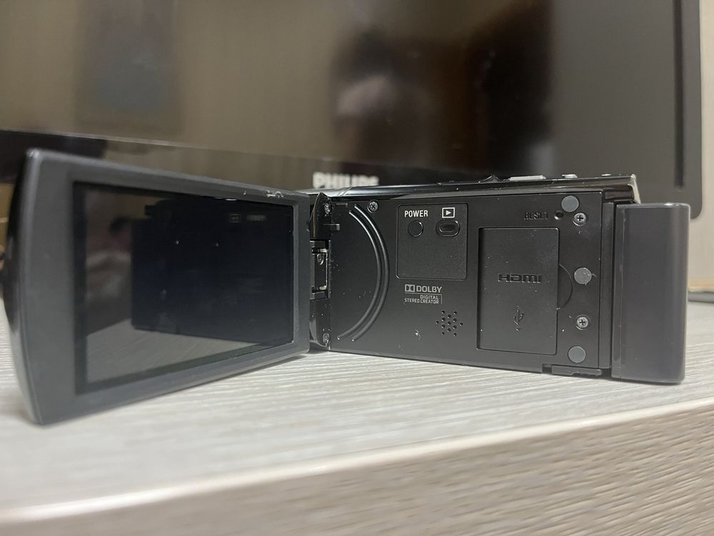 Видео, фото камера SONY HDR-CX130 Black