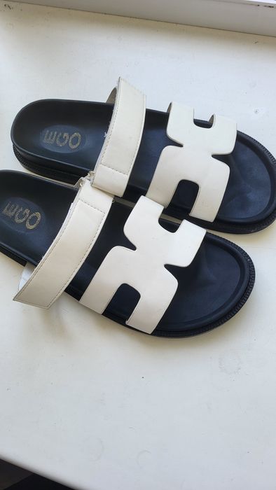 Шлепки       .            .