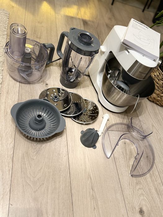 Nowy robot planetarny nieużywany Kenwood KHC29