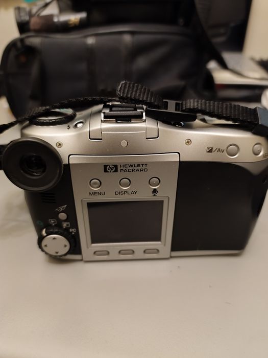 Máquina fotográfica HP Photosmart 912, com flash Toshiba 316