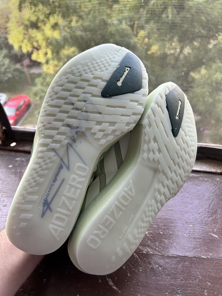 Чоловічі бігові кросівки Adidas Adizero Adios 9 Haki
