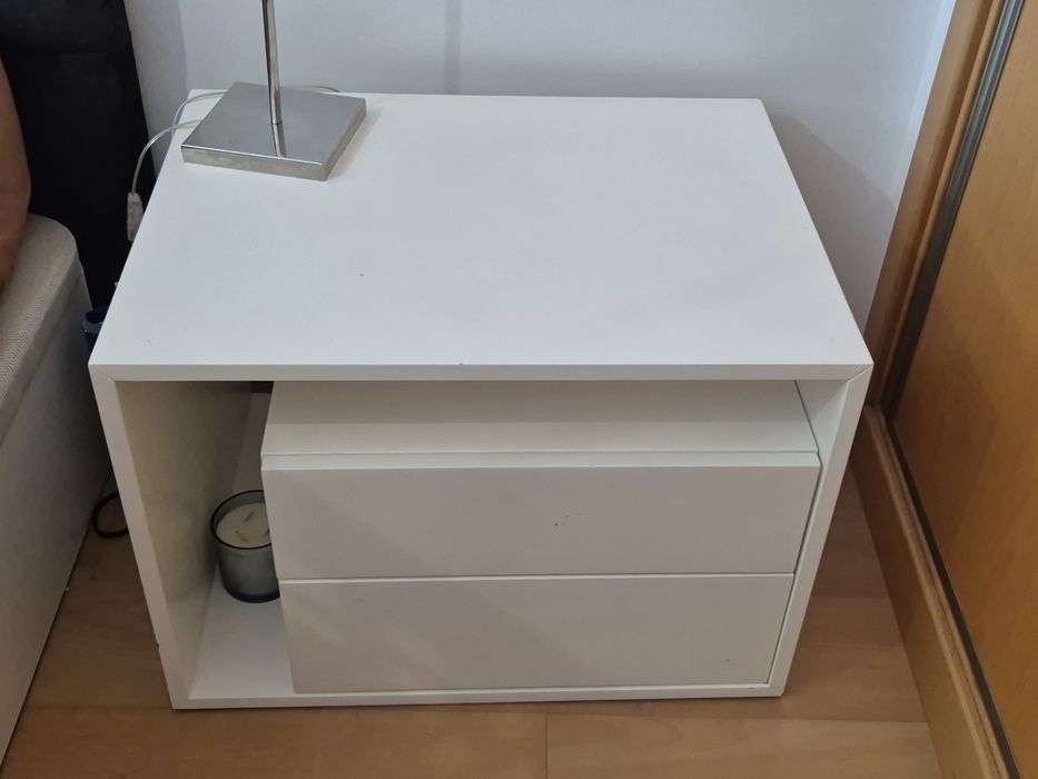 Mesinha de cabeceira LasKasas