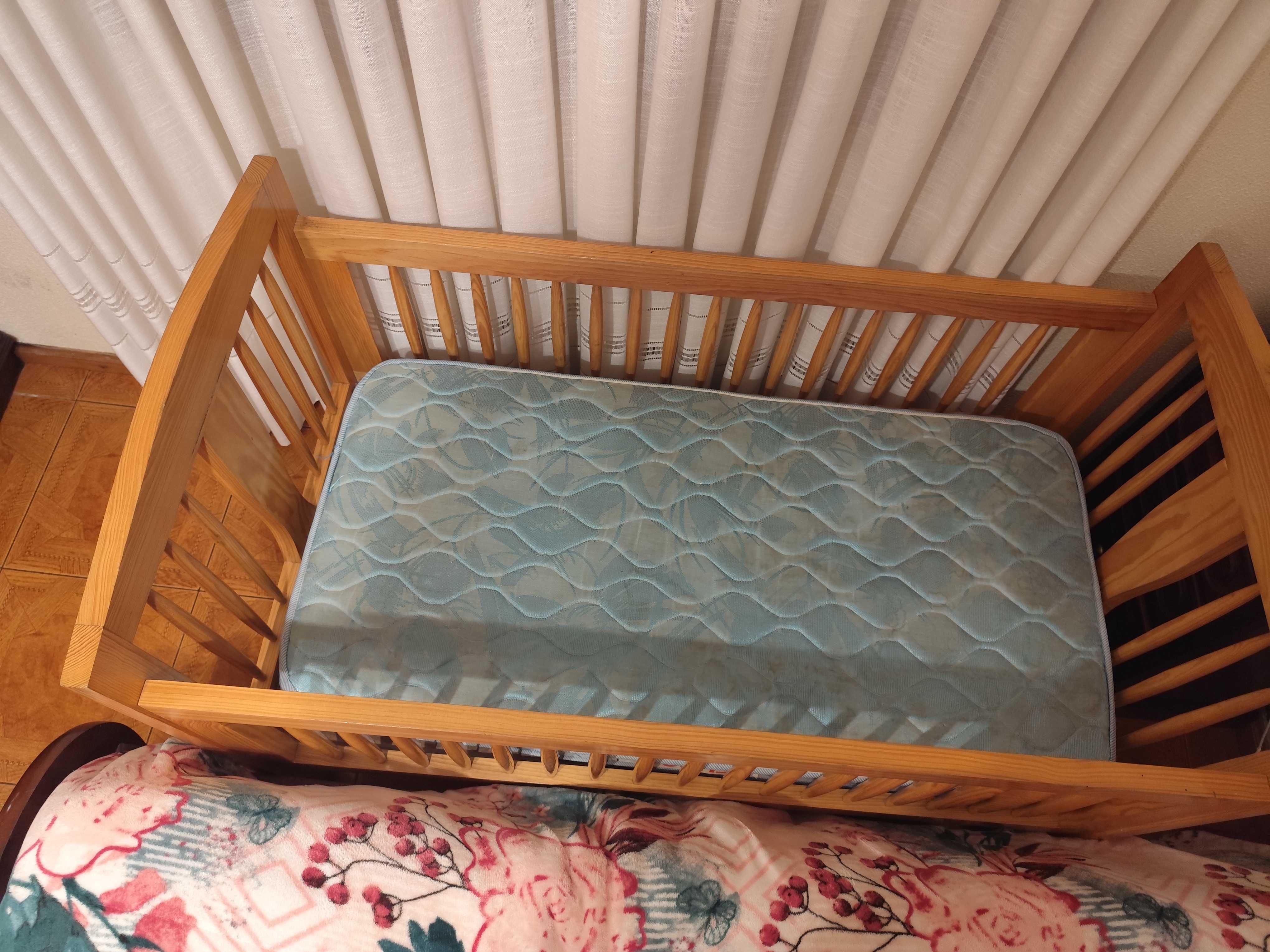 Cama/ berço de bebê