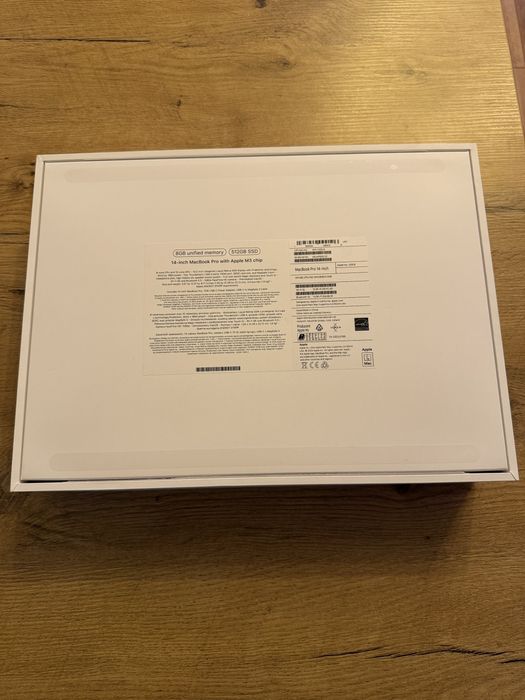 Apple MacBook Pro M3/8GB/512/Mac OS - BATERIA 100%