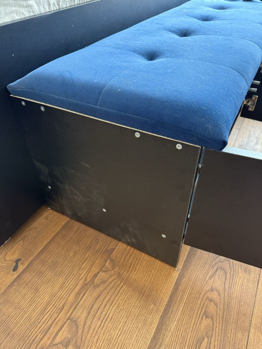 Szafka na buty z wieszakiem tapicerowana