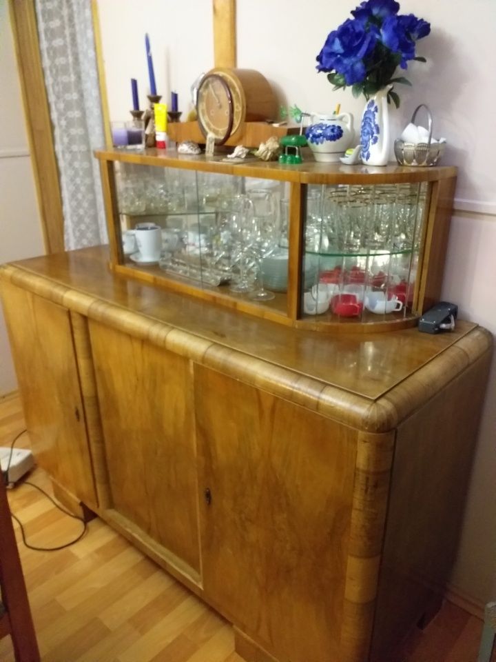 Sprzedam Bufet z lat 50tych