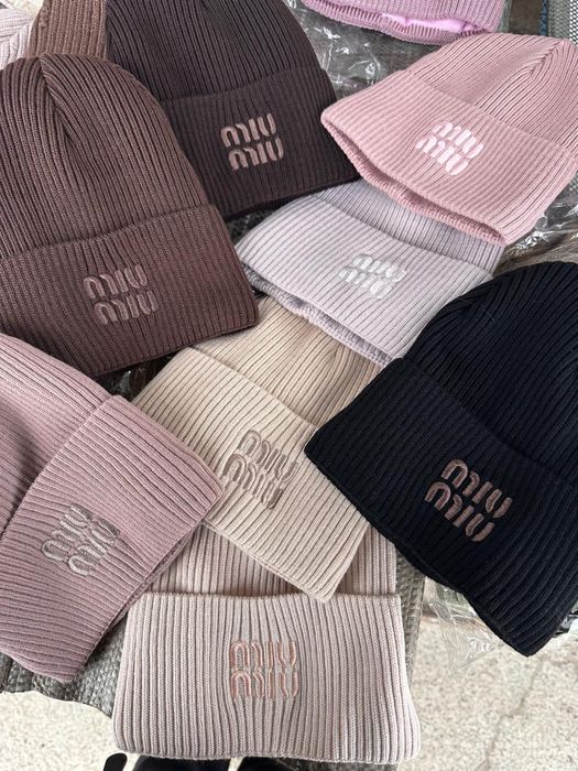 Жіноча шапка на флісі | miu miu | комплект з хамутом|