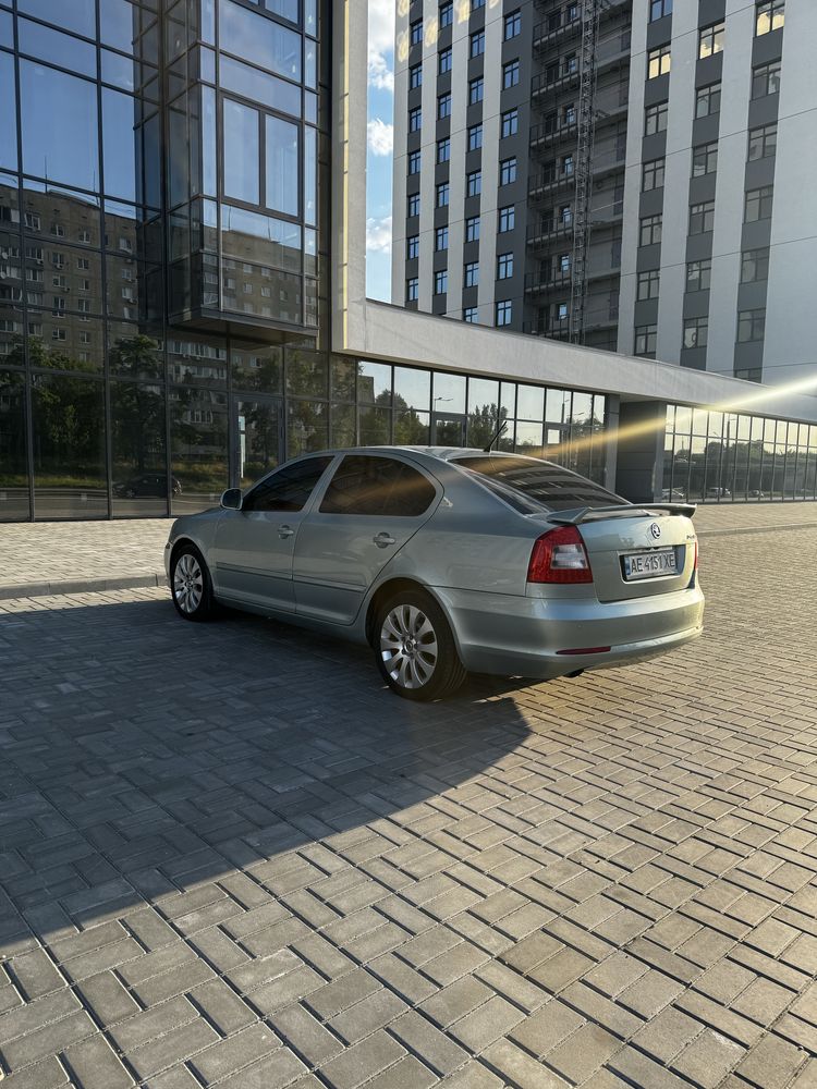 Skoda Octavia Elegance 2010 1.6TDI Stage1