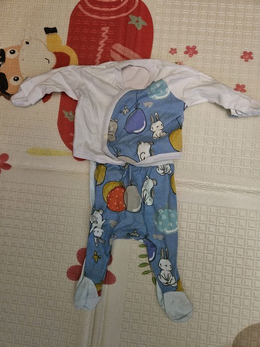 Костюмчики 0-3 месяца