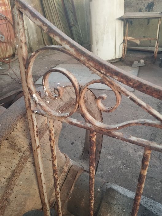 Portão antigo em ferro