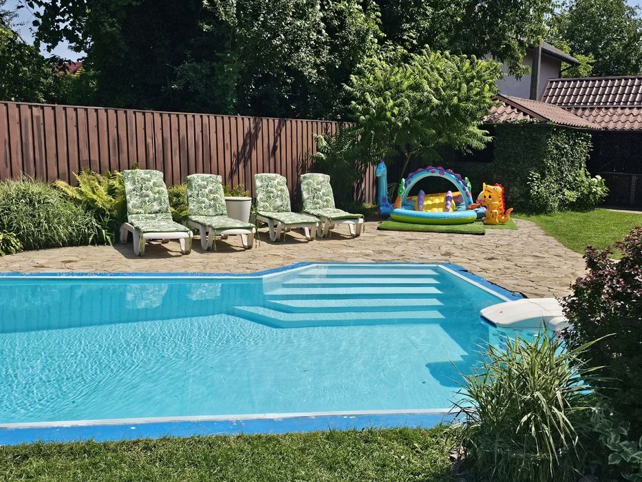 Будинок/коттедж/дім в Києві, мангал, альтанка