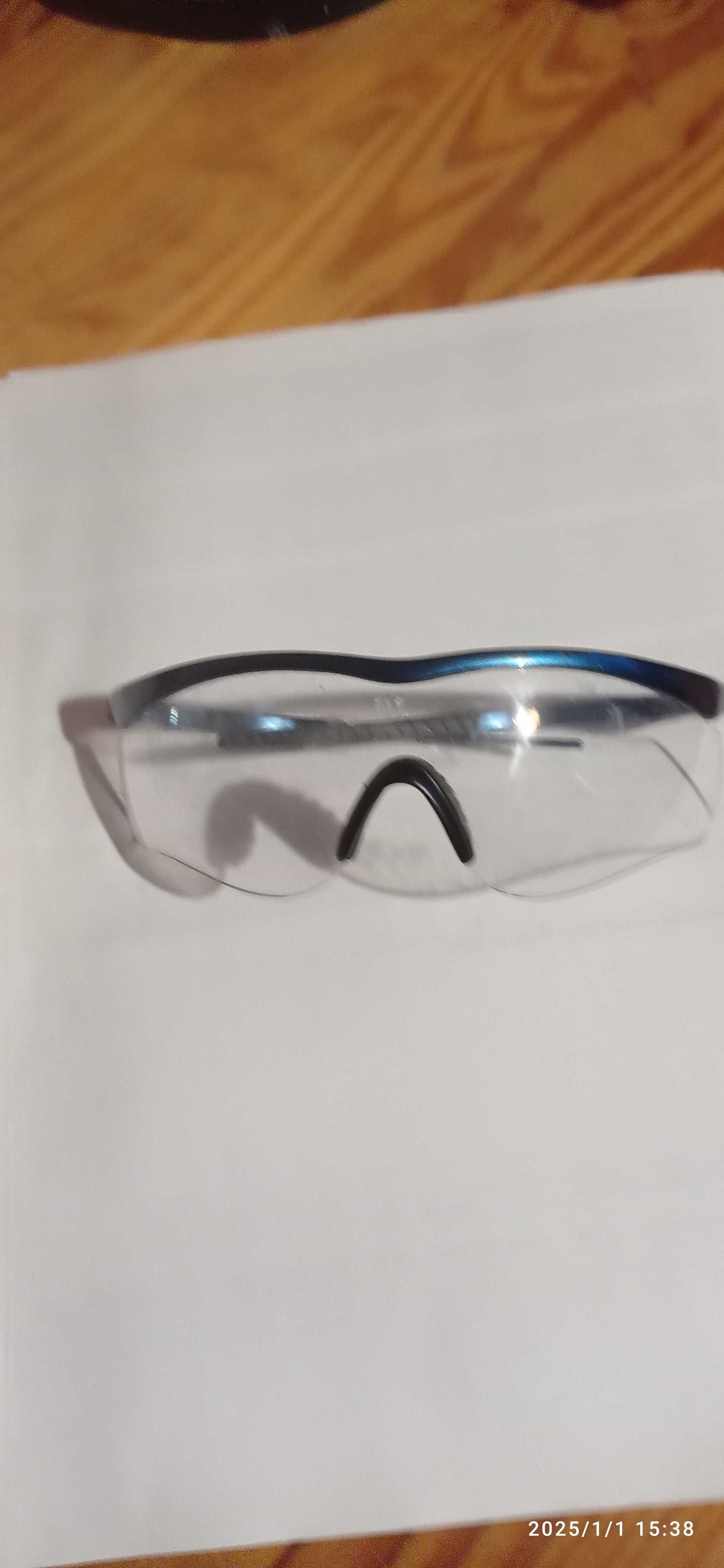 Laboratoryjne okulary, ochronne, nowe, z poliwęglanu, do wyboru model