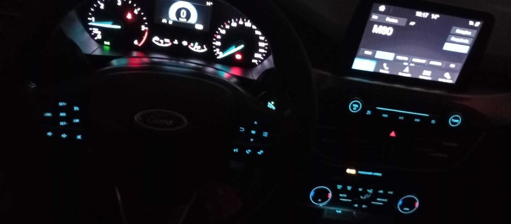 Ford Focus SW 1.5 TDCI ECOBLUE BUSINESS | Janeiro 2019 | 196.000 Km