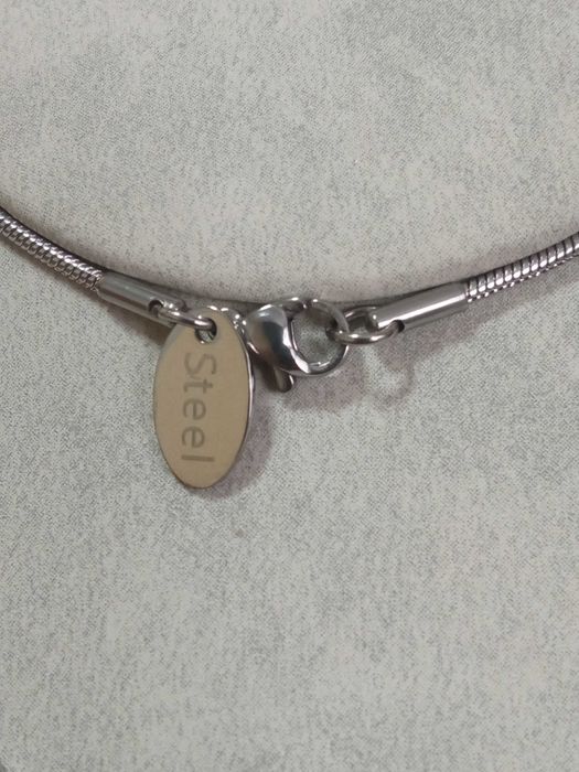 Srebrny naszyjnik ze szkłem i kamyczkami Szklana zawieszka 80 85 cm