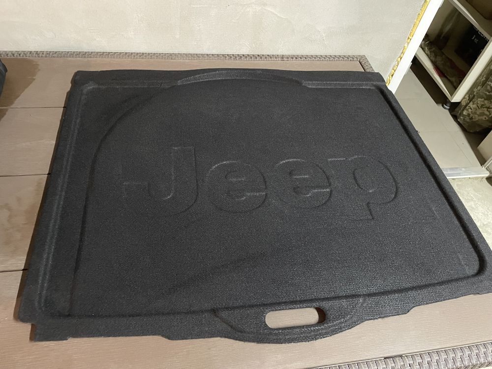 Коврик багажнику Jeep Renegade
